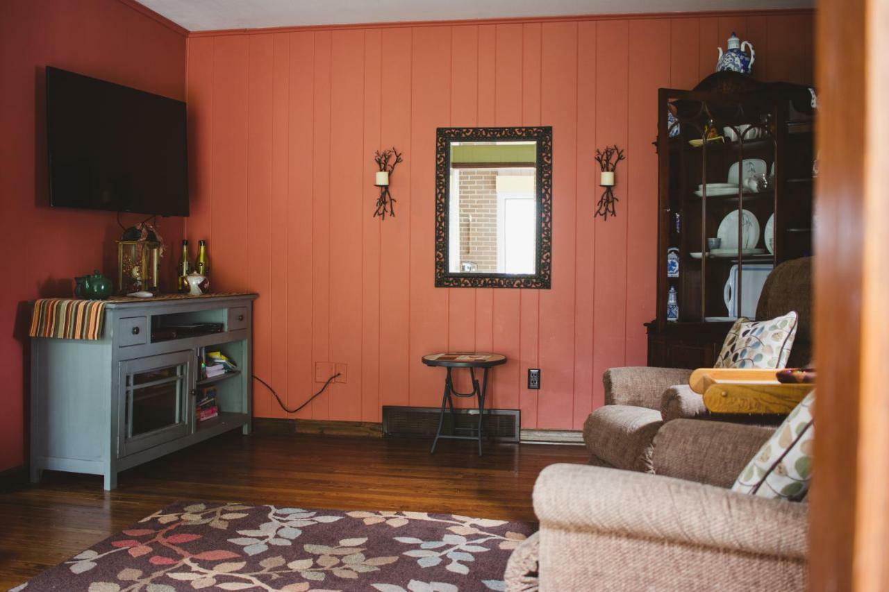 Juneau Shane Acres Country Inn מראה חיצוני תמונה