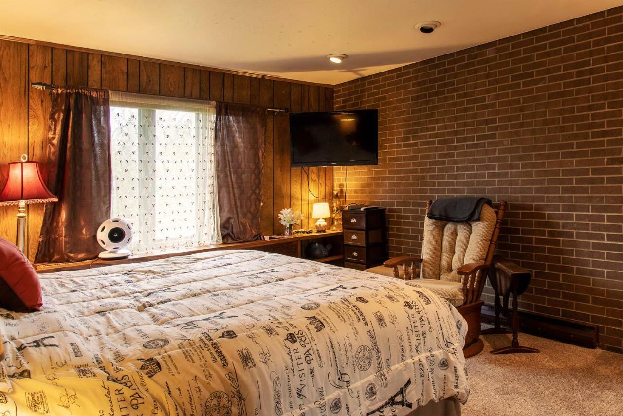 Juneau Shane Acres Country Inn מראה חיצוני תמונה