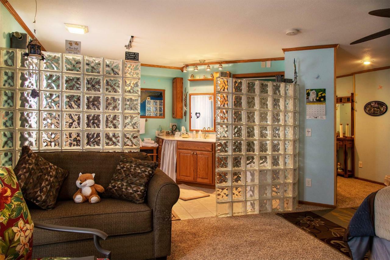 Juneau Shane Acres Country Inn מראה חיצוני תמונה